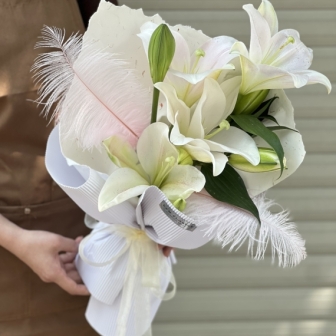 Lam Florist Và Hành Trình Gửi Gắm Cảm Xúc Qua Hoa