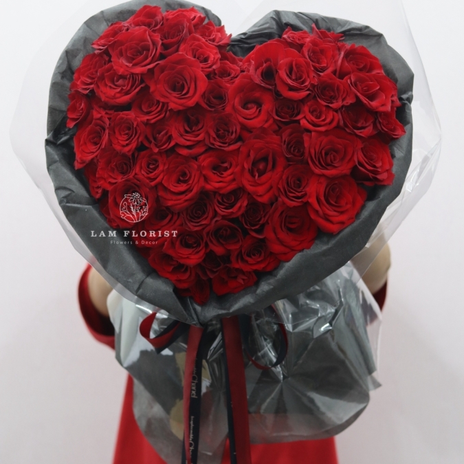“Thiên Tâm Lệ Ái”