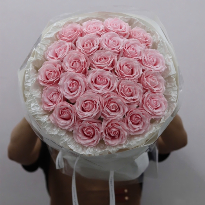 🌸 “Mây Hồng Dịu Dàng – Bó Hoa Sáp Phấn Hồng”