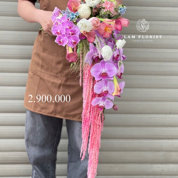 Rose Quartz Waterfall – Dòng Chảy Thạch Anh Hồng