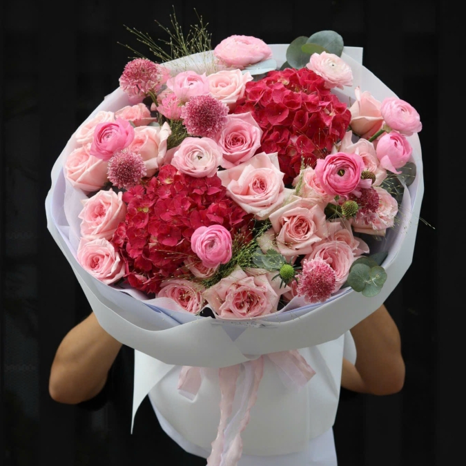 “Tú Cầu Nhập Khẩu – Bản Tình Ca Tím Hồng”