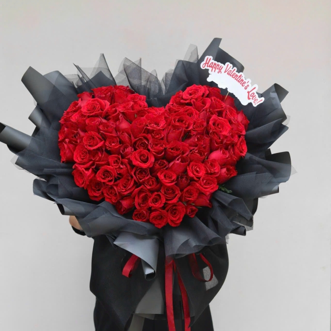 “Trái Tim Hồng Đỏ – Yêu Trọn Vẹn”