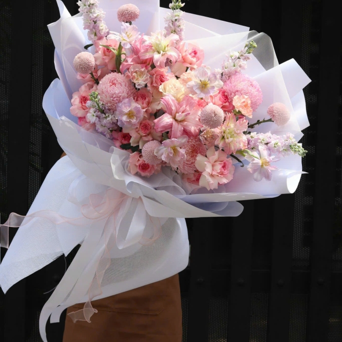 “Ly Kép & Hồng Lạc Thần – Dịu Dàng Say Đắm”