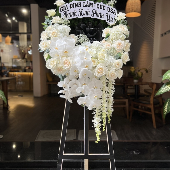 Kệ Viếng Nhẹ Bước An Yên 