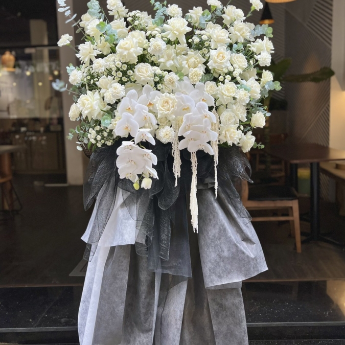 Kệ Chia Buồn Thành Kính Phân Ưu