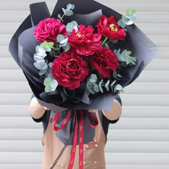Bó Hoa Peony Sắc Đỏ 