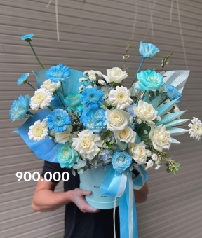 Azure Elegance – Sắc Lam Thượng Lưu