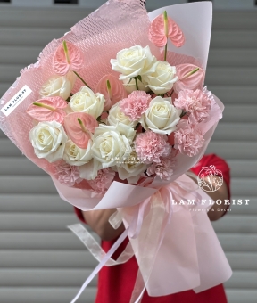 Bó Hoa Tone Hồng Dịu Dàng