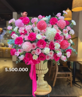 “Thiên Sắc Hồng Ngọc – Premium Floral Vase”