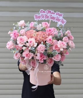 🌸 HỘP HOA HỒNG NGỌT NGÀO – GỬI TRỌN YÊU THƯƠNG 🌸