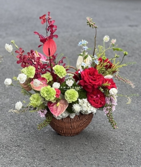 Giỏ Hoa Rực Rỡ Thành Công