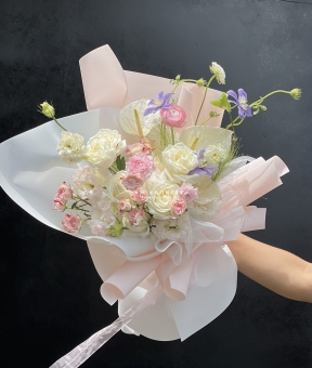 Whispering Clouds - Những Đám Mây Thì Thầm