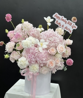 “Ngọt Ngào Sắc Hồng”