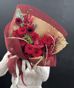 “Red Passion – Đam Mê Đỏ”