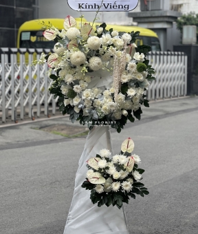 “Niềm Thương Kính Dâng” 🌿