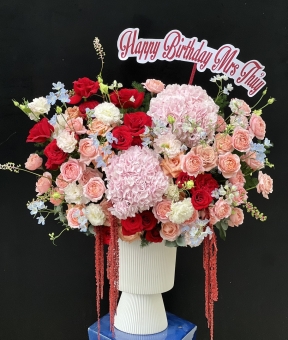 “Quý Phái Nồng Nàn”