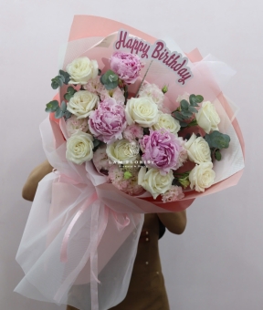  “White Whisper & Pink Bloom – Lời Thì Thầm Của Hoa”