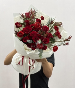 Bó hoa tone đỏ - Red Majesty