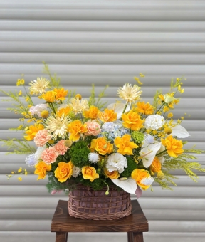 GIỎ HOA TONE VÀNG 