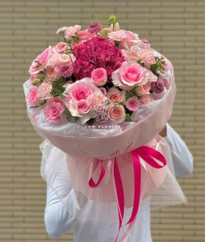 Bó hoa tone hồng tròn xinh