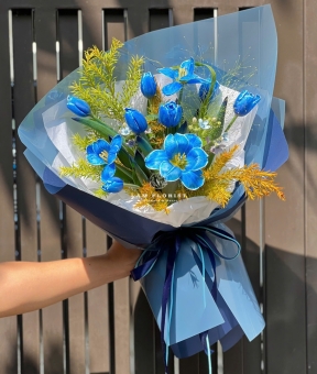 Bó 10 Tulip nhuộm xanh