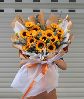 “Sunshine 16 – Rực Rỡ Như Bạn”