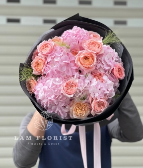 Hoa bó tròn Cẩm Tú Cầu & Julibee Rose