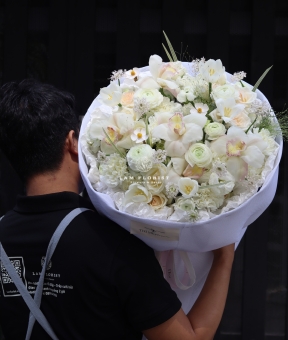 “Pure Grace – Vẻ Đẹp Thuần Khiết”