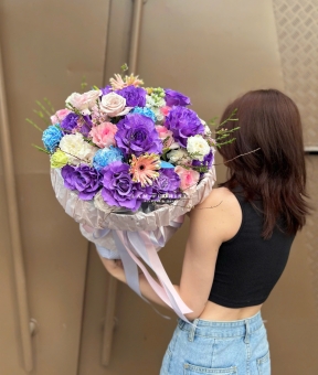 💜 Bó Hoa Tone Tím Hồng – Ngọt Ngào, Lãng Mạn & Đầy Cá Tính