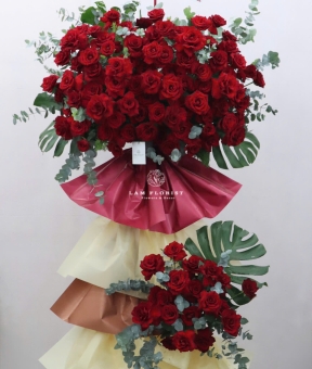 Kệ Chúc Mừng Đỏ Rực Rỡ 