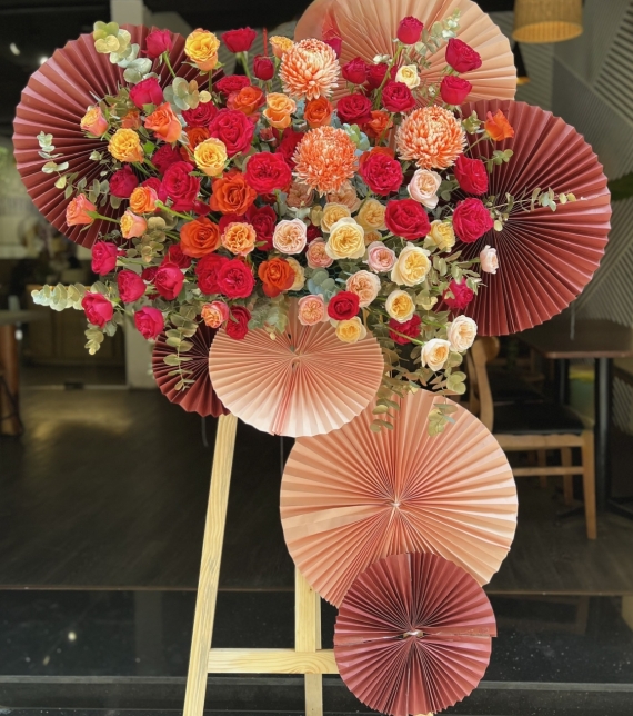 HỒNG DIỆM PHÚ QUÝ