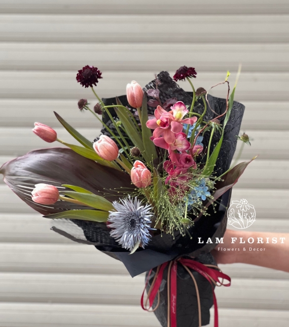 Bó hoa Tulip nâu nhẹ nhàng