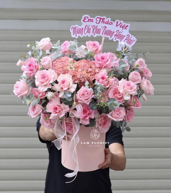 🌸 HỘP HOA HỒNG NGỌT NGÀO – GỬI TRỌN YÊU THƯƠNG 🌸