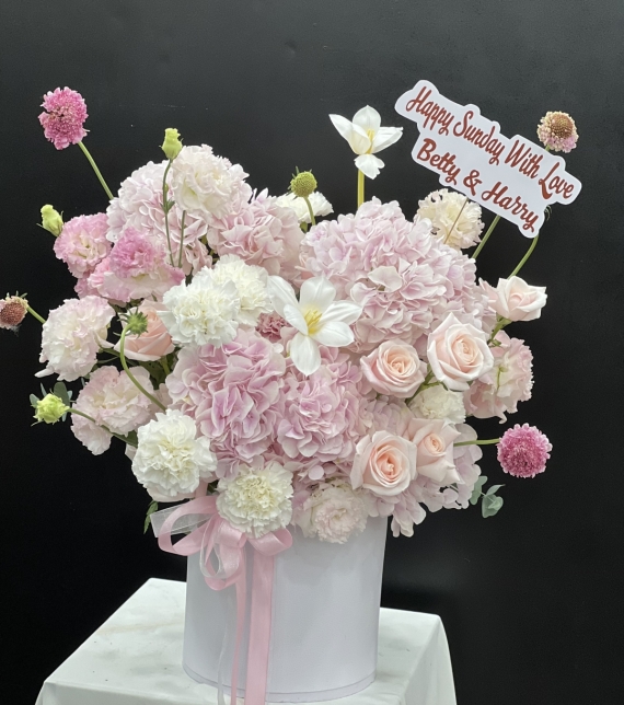 “Ngọt Ngào Sắc Hồng”