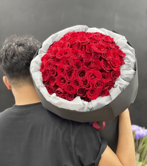 “Ngọn Lửa Tình Yêu”