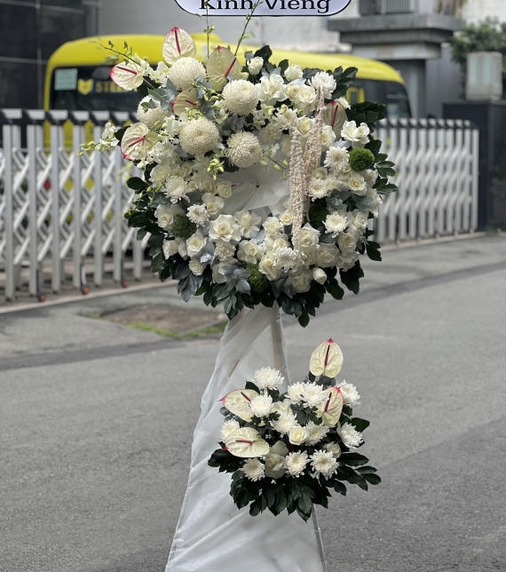 “Niềm Thương Kính Dâng” 🌿