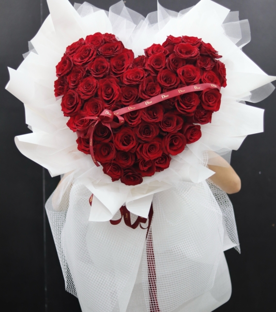 “Eternal Heart – Trái Tim Vĩnh Cửu”