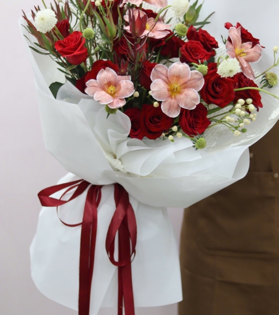 “Hương Sắc Thanh Cao – Bản Hòa Tấu Của Những Đóa Hoa”