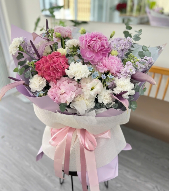 Bó hoa Mẫu đơn tone hồng