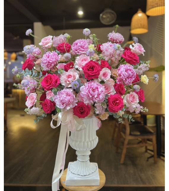 HỒNG NGỌC VƯƠNG DIỆM