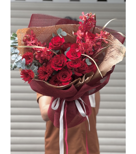 “Scarlet Passion – Ngọn Lửa Đam Mê”
