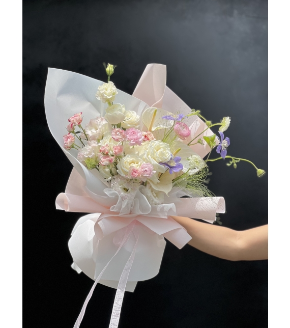 Whispering Clouds - Những Đám Mây Thì Thầm