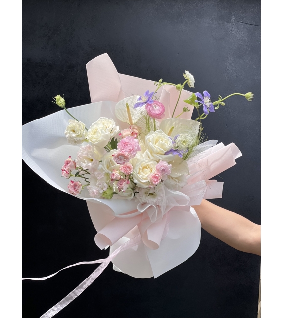 Whispering Clouds - Những Đám Mây Thì Thầm