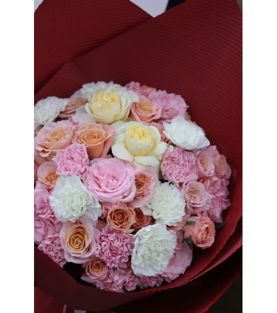 “Hồng Sắc Ngọt Ngào – Khúc Giao Mùa Dịu Dàng”