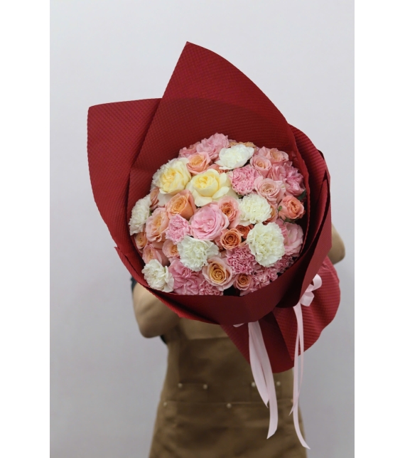 “Hồng Sắc Ngọt Ngào – Khúc Giao Mùa Dịu Dàng”