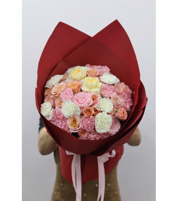 “Hồng Sắc Ngọt Ngào – Khúc Giao Mùa Dịu Dàng”