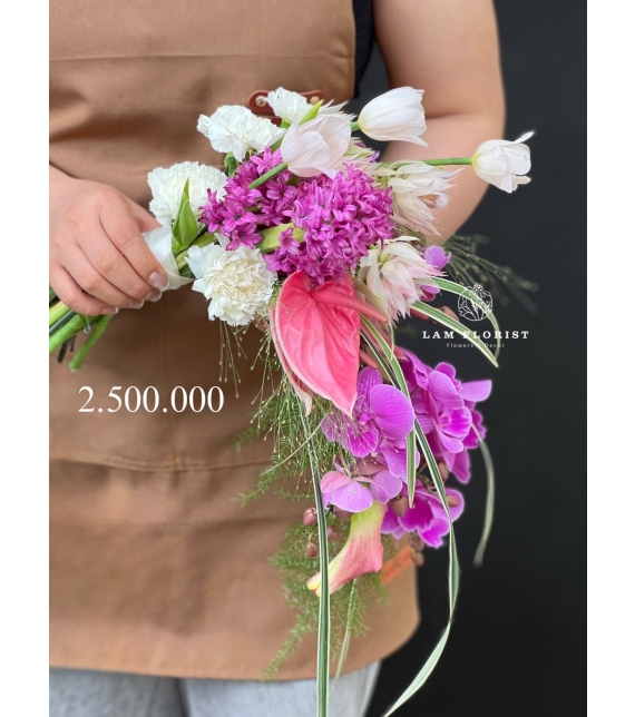 “The Orchid Waterfall – Dải Lụa Hồ Điệp”