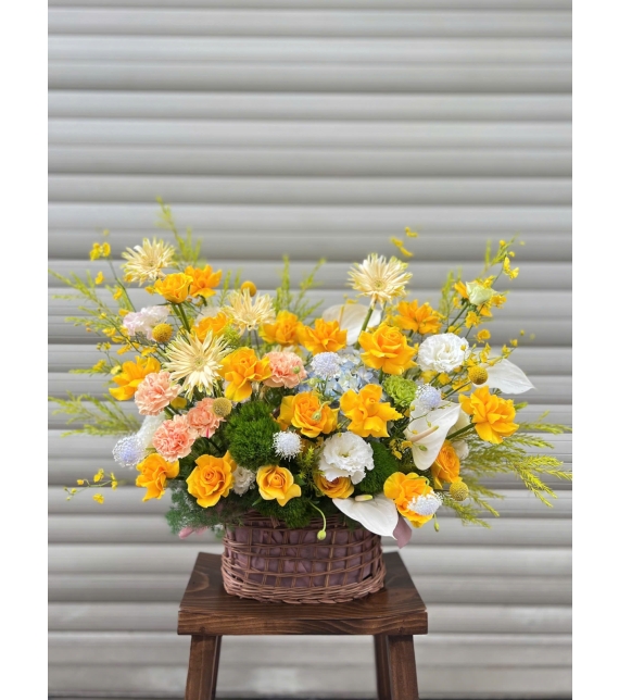 Hoa giỏ tone Vàng chúc mừng