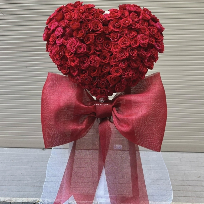 HỒNG TÂM CÁT HỶ