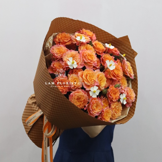 Bó hoa sinh nhật  tone cam dáng tròn